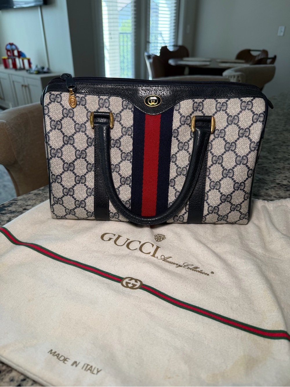 Vintage 1980s Gucci Navy Boston Bag. 100% Authentic.